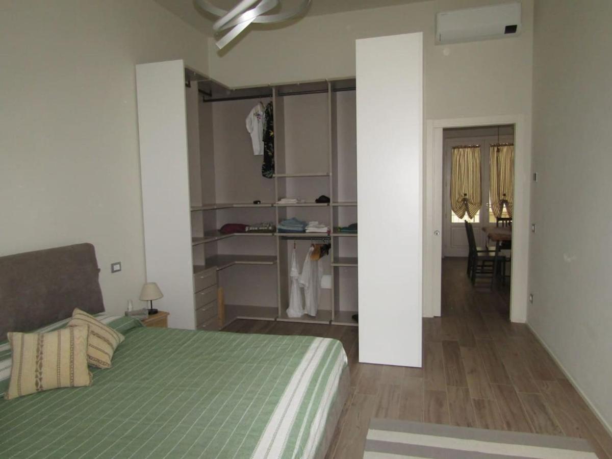 Appartamento In Centro Storico. Camaiore Bagian luar foto